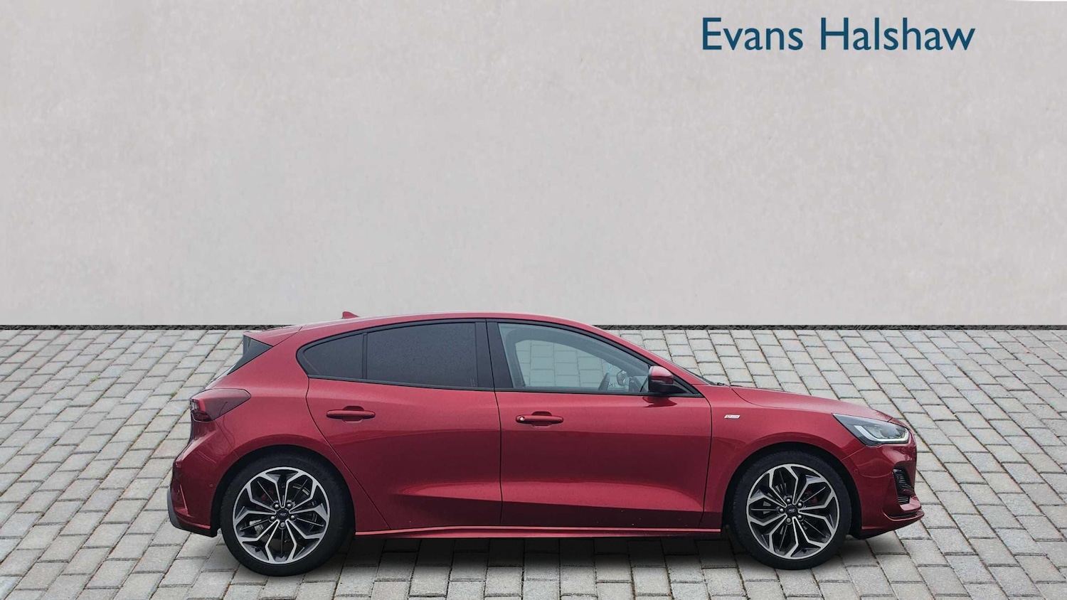 Used Ford Focus 2025 for sale - 76978696: Photo 3