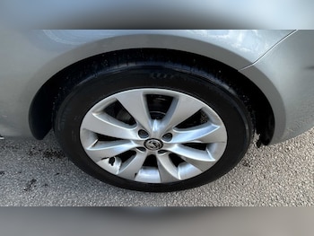 Used Vauxhall Corsa 2012 for sale - 76170002: Photo