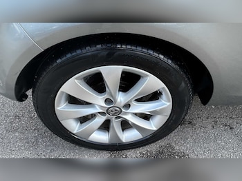 Used Vauxhall Corsa 2012 for sale - 76170002: Photo