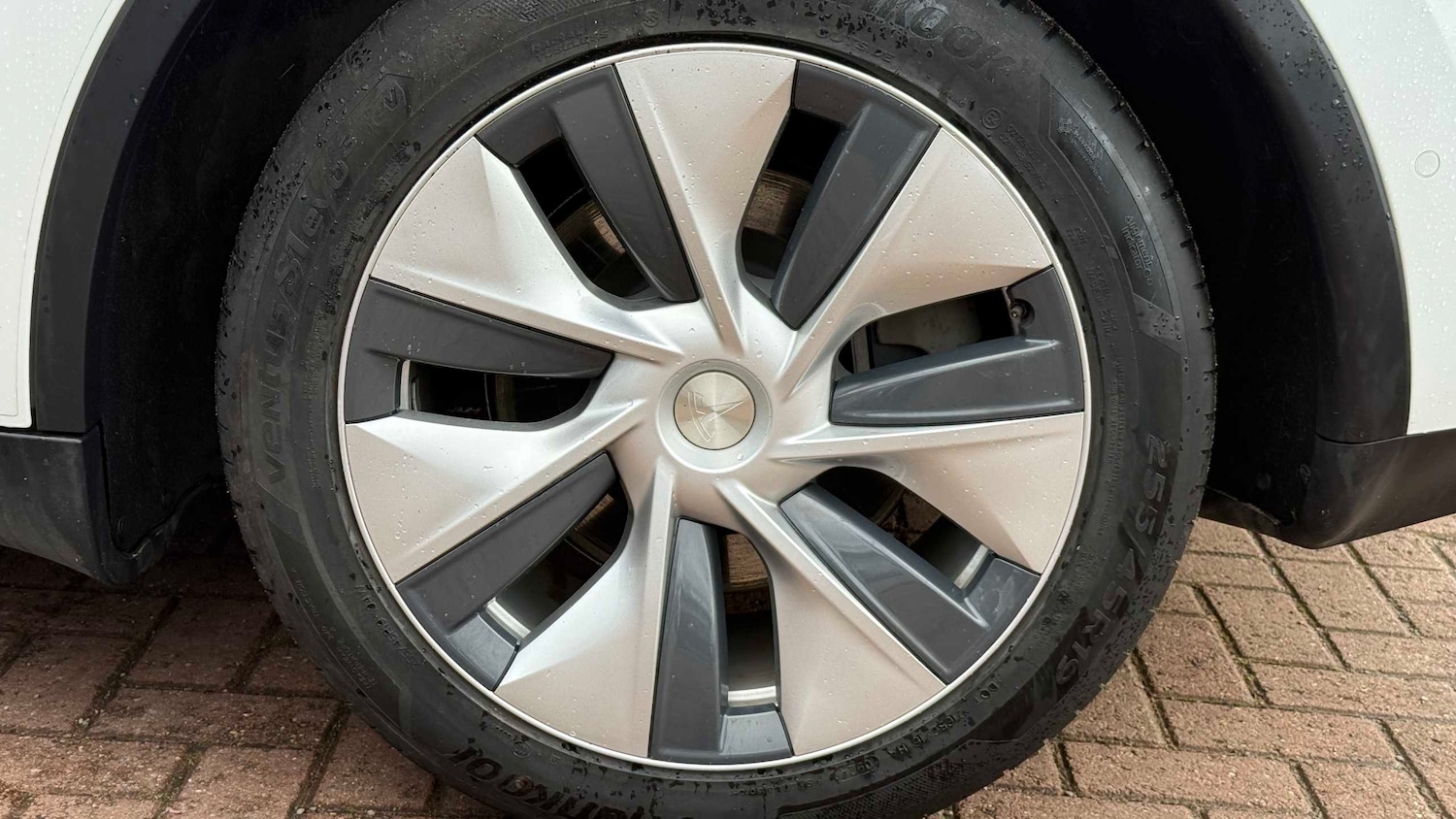 Used Tesla Model Y 2022 for sale - 77772330: Photo 11