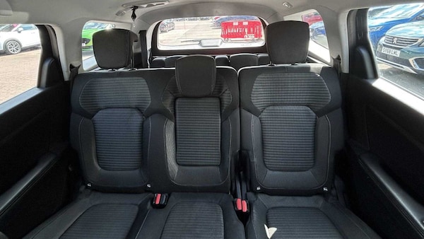 Used Renault Grand Scenic 2020 for sale - 76025731: Photo 11