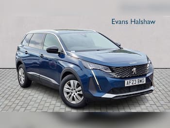 Used Peugeot 5008 2023 for sale - 79784709: Photo