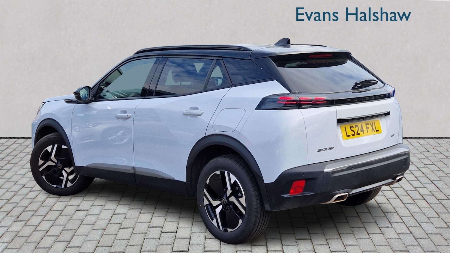 Used Peugeot 2008 2024 for sale - 77810981: Photo 3