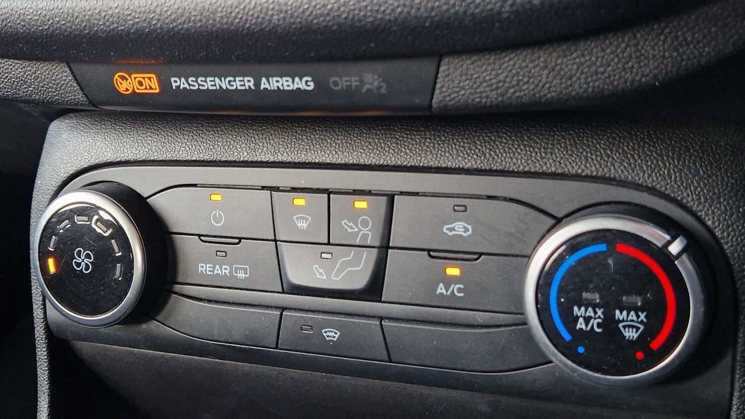 Used Ford Fiesta 2018 for sale - 78149094: Photo 17