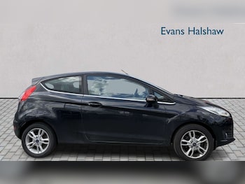 Used Ford Fiesta 2015 for sale - 78591880: Photo