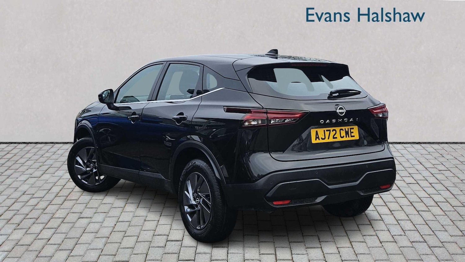 Used Nissan Qashqai for sale - 76967903: Photo 2