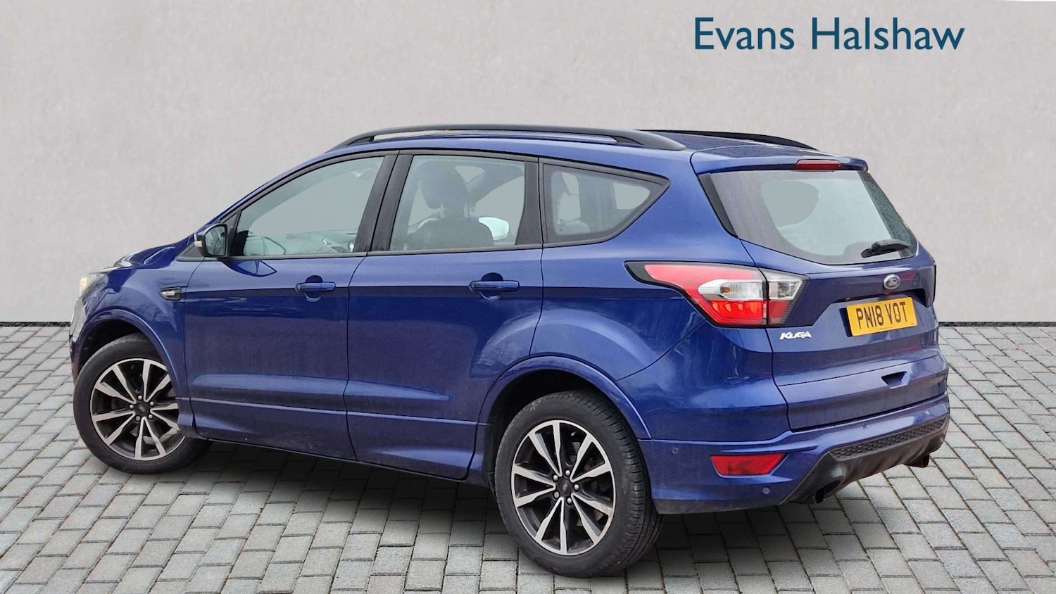 Used Ford Kuga 2018 for sale - 77795555: Photo 2