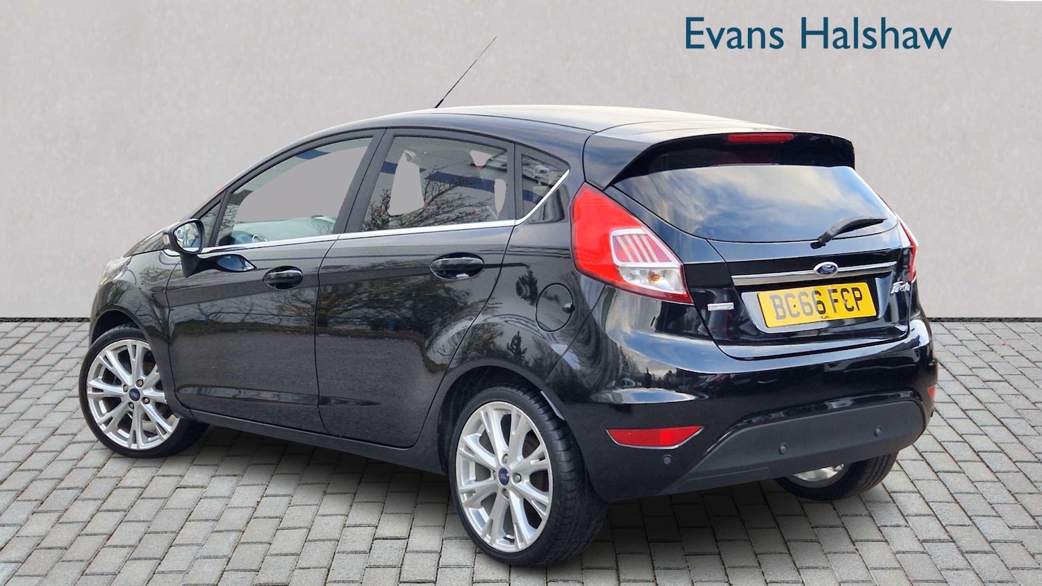 Used Ford Fiesta 2016 for sale - 76529209: Photo 3