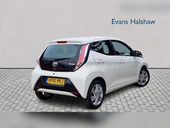 Used Toyota AYGO 2015 for sale - 77756628: Photo