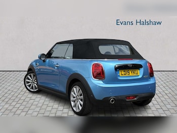 Used MINI Convertible 2019 for sale - 79065371: Photo