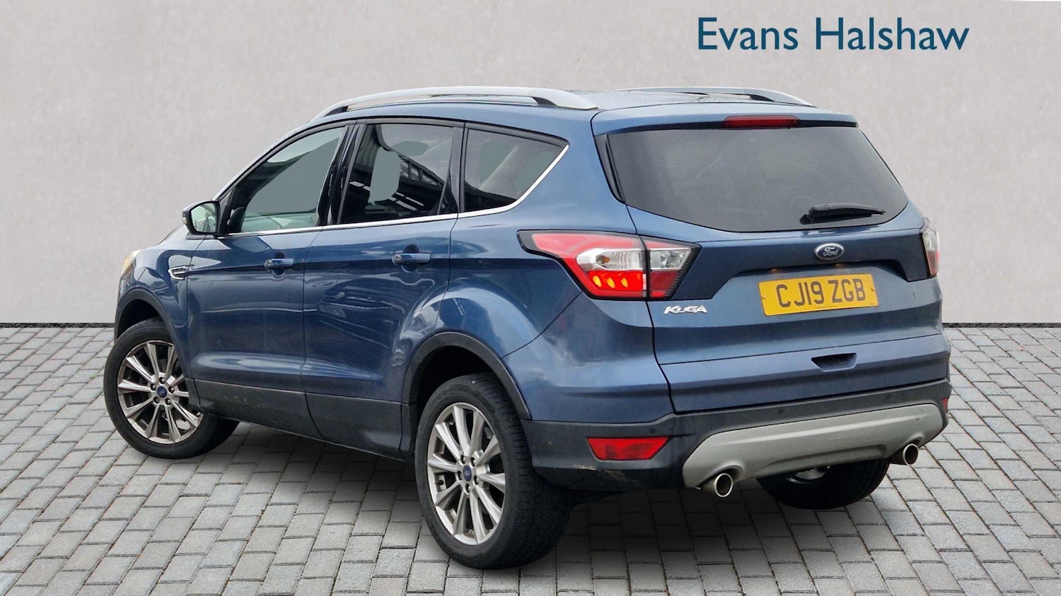 Used Ford Kuga 2019 for sale - 77294290: Photo 2