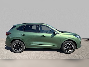 Used Ford Kuga 2025 for sale - 76875757: Photo