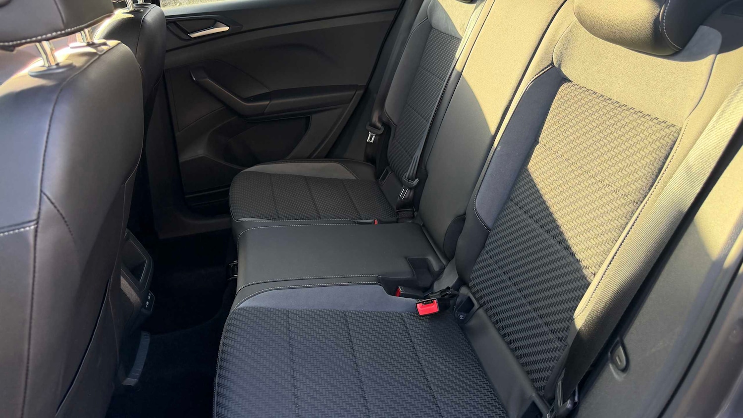 Used Volkswagen T-Cross 2022 for sale - 77232931: Photo 12