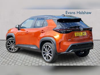Used Toyota Yaris Cross 2023 for sale - 79535396: Photo