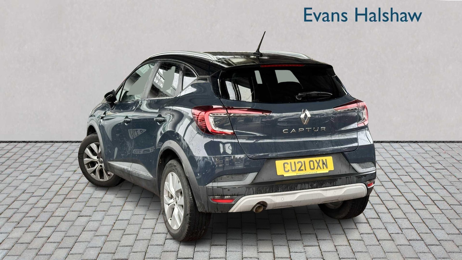 Used Renault Captur 2021 for sale - 77164482: Photo 2