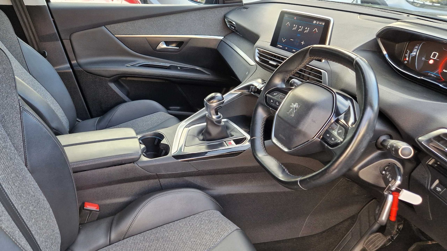 Used Peugeot 3008 2020 for sale - 76576041: Photo 12