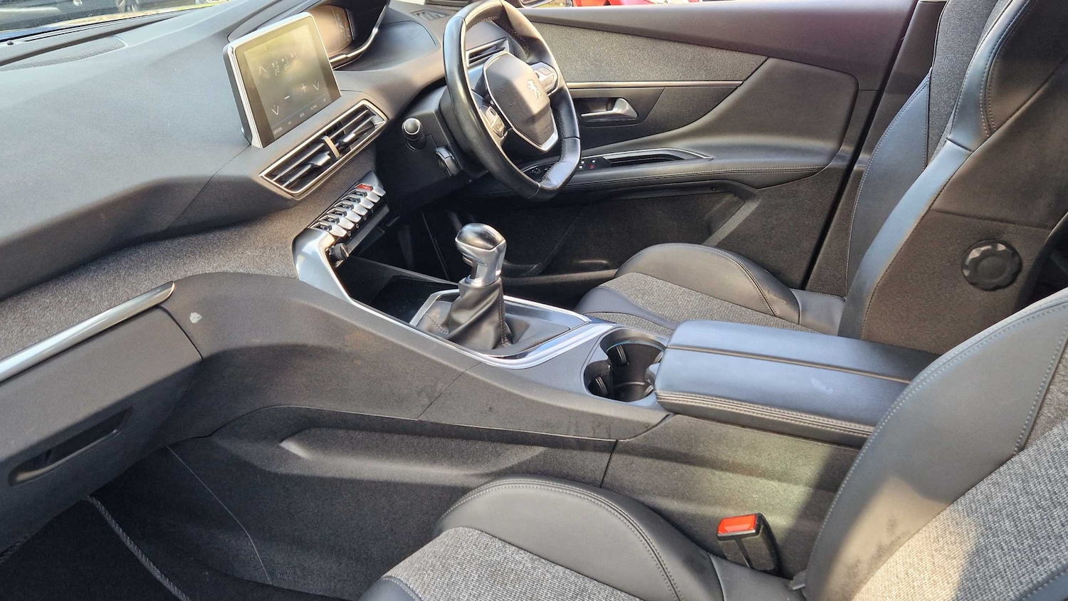 Used Peugeot 3008 2020 for sale - 76576041: Photo 16