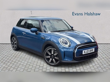 Used MINI Hatch 2021 for sale - 78857421: Photo