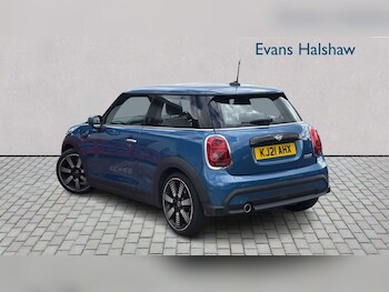 Used MINI Hatch 2021 for sale - 78857421: Photo