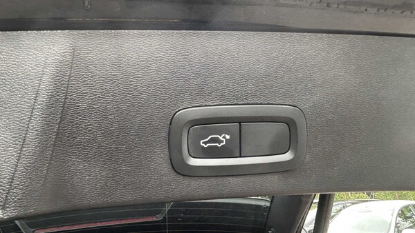 Used Volvo XC40 2020 for sale - 76176872: Photo 32
