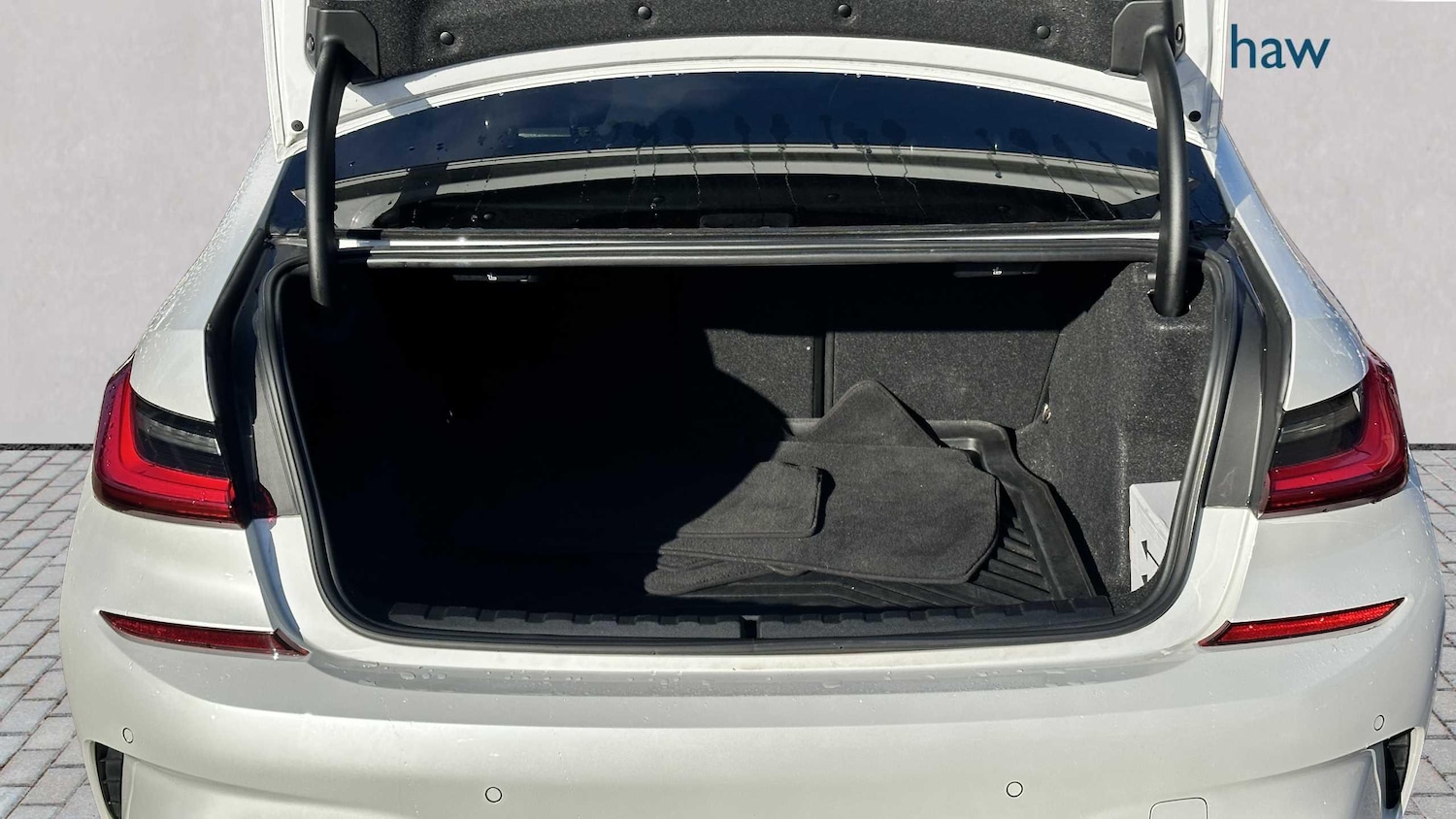 Used BMW 3 Series 2019 for sale - 76459823: Photo 8