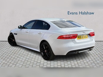 Used Jaguar XE 2018 for sale - 78857187: Photo