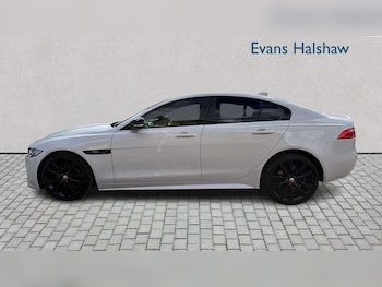 Used Jaguar XE 2018 for sale - 78857187: Photo