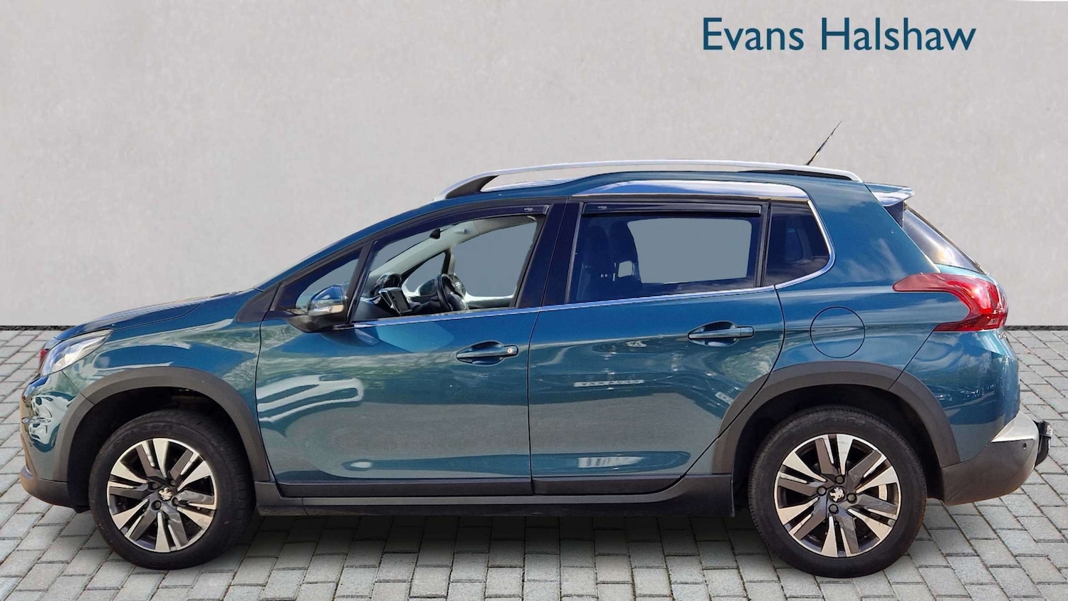 Used Peugeot 2008 2016 for sale - 78118781: Photo 5