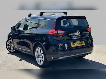 Used Renault Grand Scenic 2020 for sale - 75841986: Photo