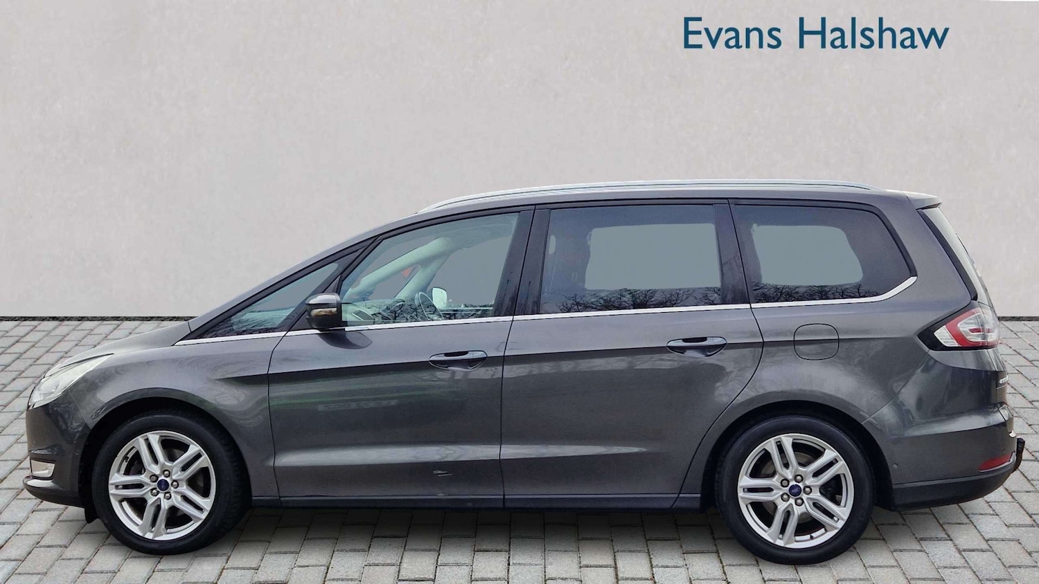 Used Ford Galaxy 2015 for sale - 77972537: Photo 4