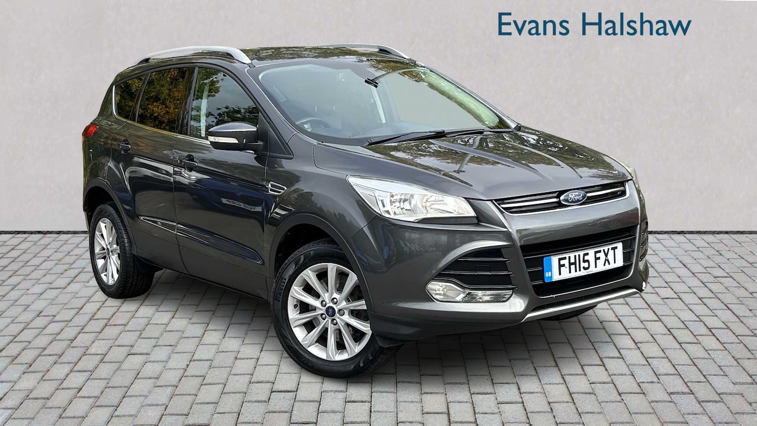 Used Ford Kuga 2015 for sale - 76902450: Photo 1