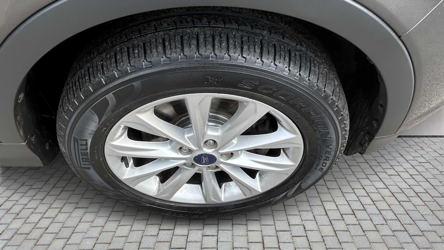 Used Ford Kuga 2015 for sale - 76902450: Photo 5