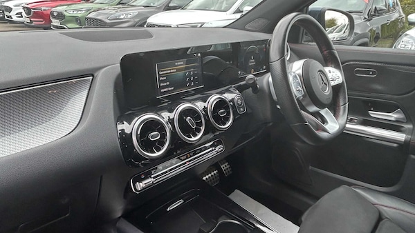 Used Mercedes-Benz GLA 2021 for sale - 76230470: Photo 14