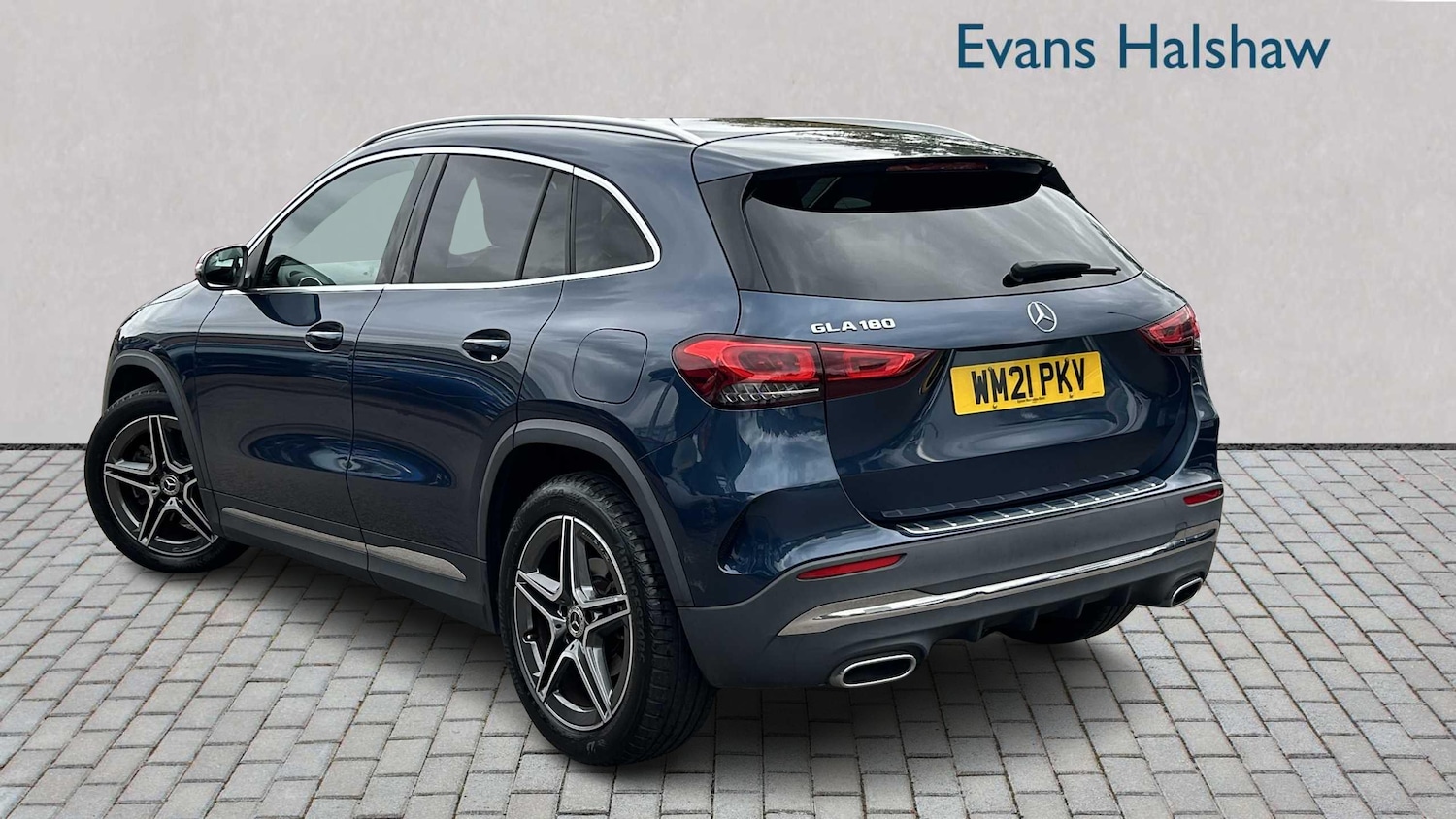 Used Mercedes-Benz GLA 2021 for sale - 76230470: Photo 2