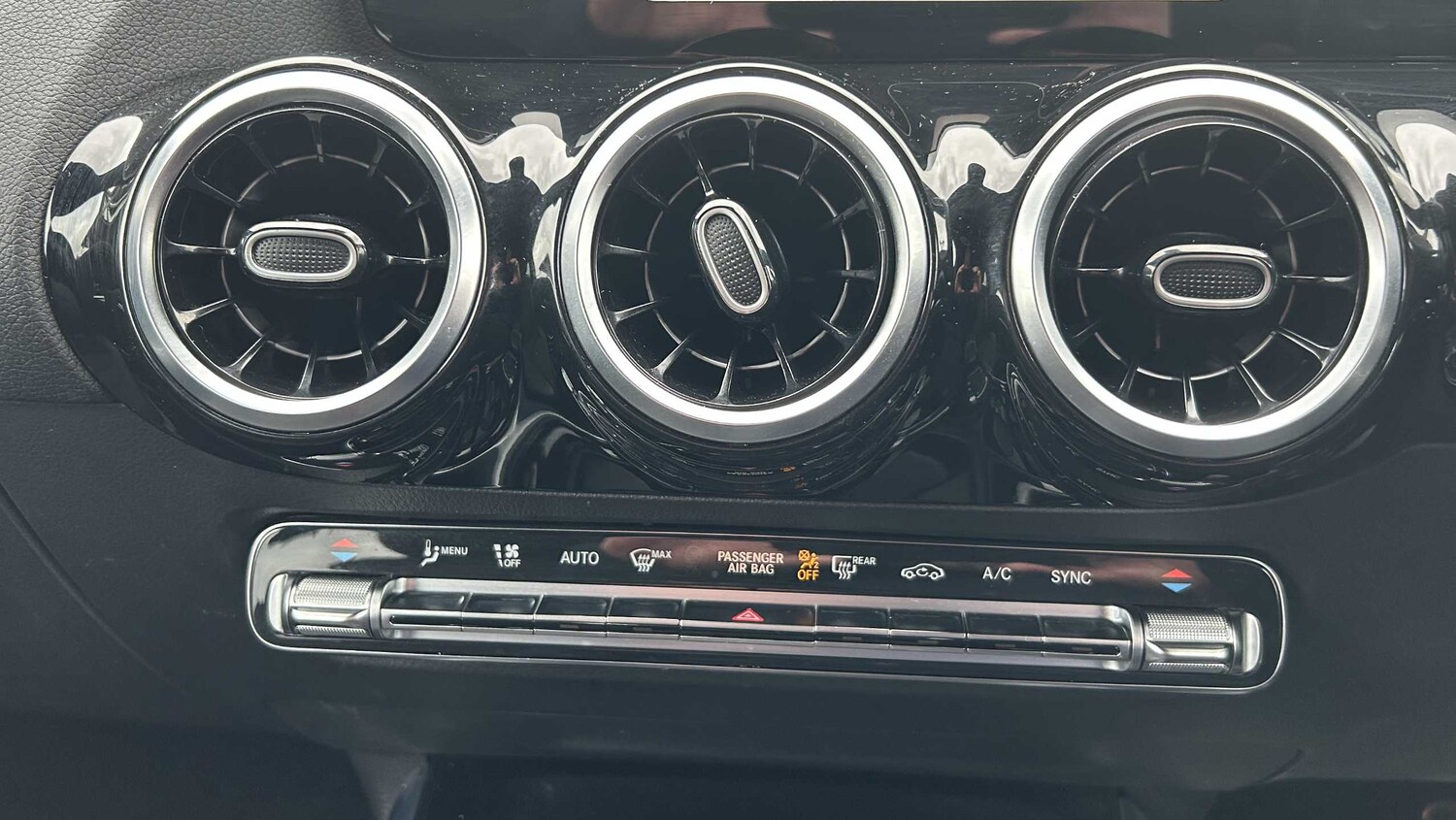 Used Mercedes-Benz GLA 2021 for sale - 76230470: Photo 21