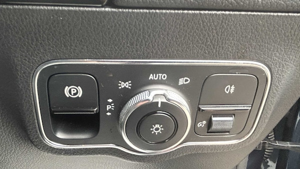 Used Mercedes-Benz GLA 2021 for sale - 76230470: Photo 30