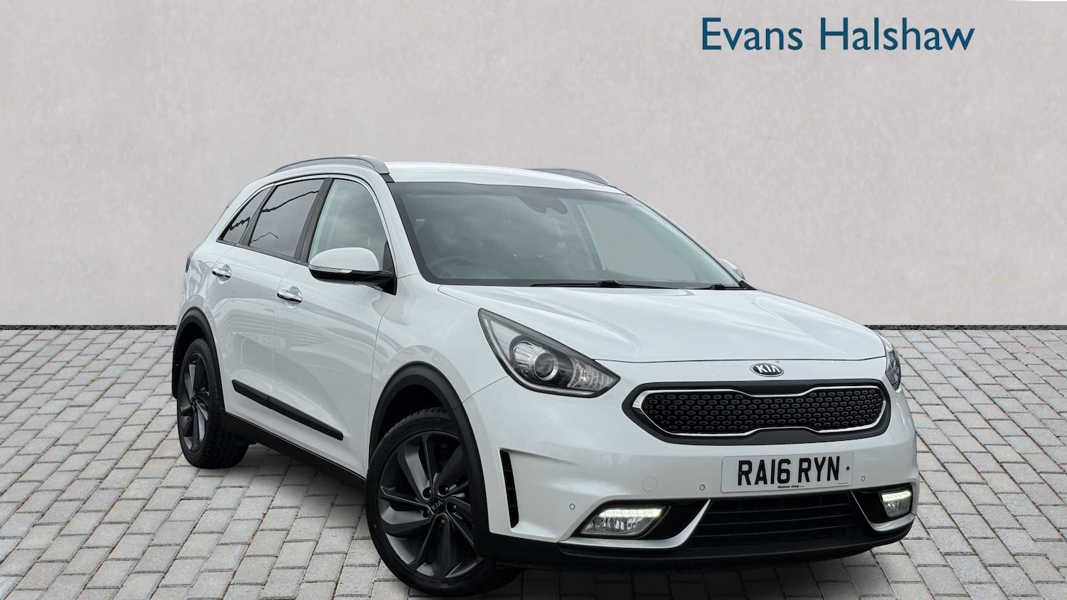 Used Kia Niro 2016 for sale - 76553091: Photo 1