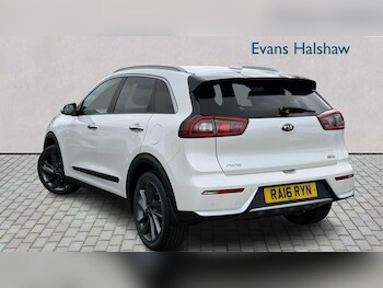 Used Kia Niro 2016 for sale - 76553091: Photo