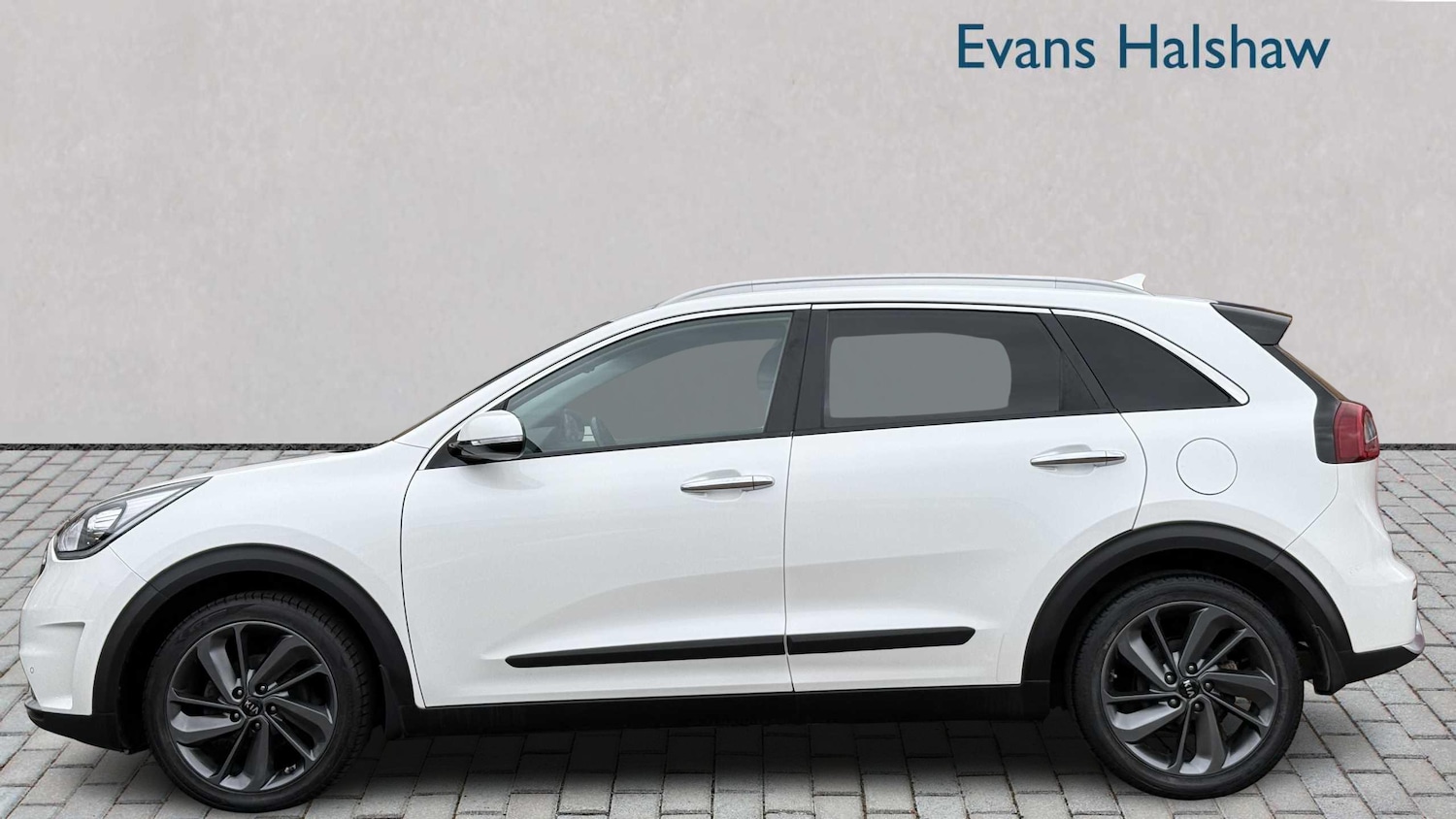 Used Kia Niro 2016 for sale - 76553091: Photo 4