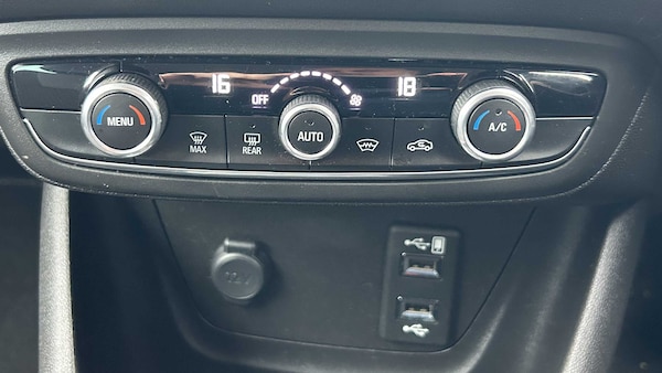 Used Vauxhall Crossland X 2019 for sale - 76242606: Photo 16