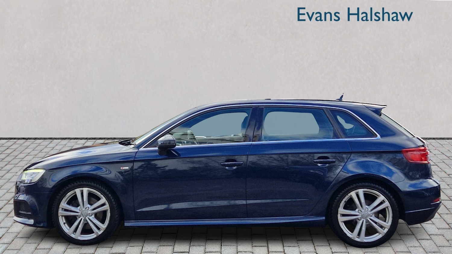 Used Audi A3 2018 for sale - 77628222: Photo 4