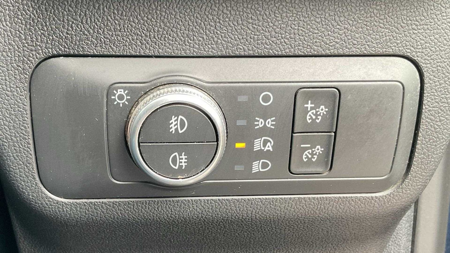 Vehicle 33