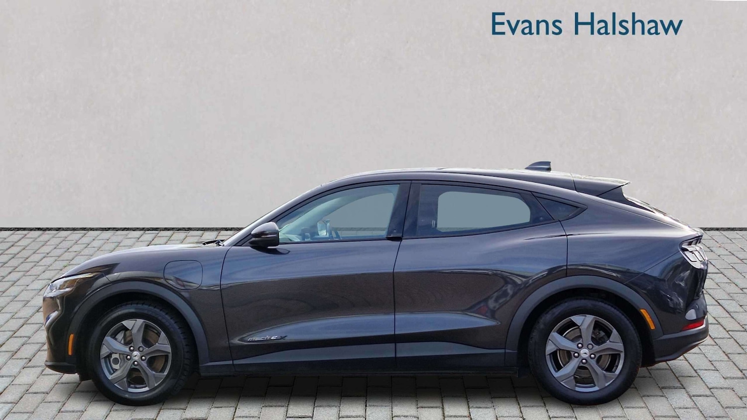 Used Ford Mustang Mach-E 2023 for sale - 77995834: Photo 4