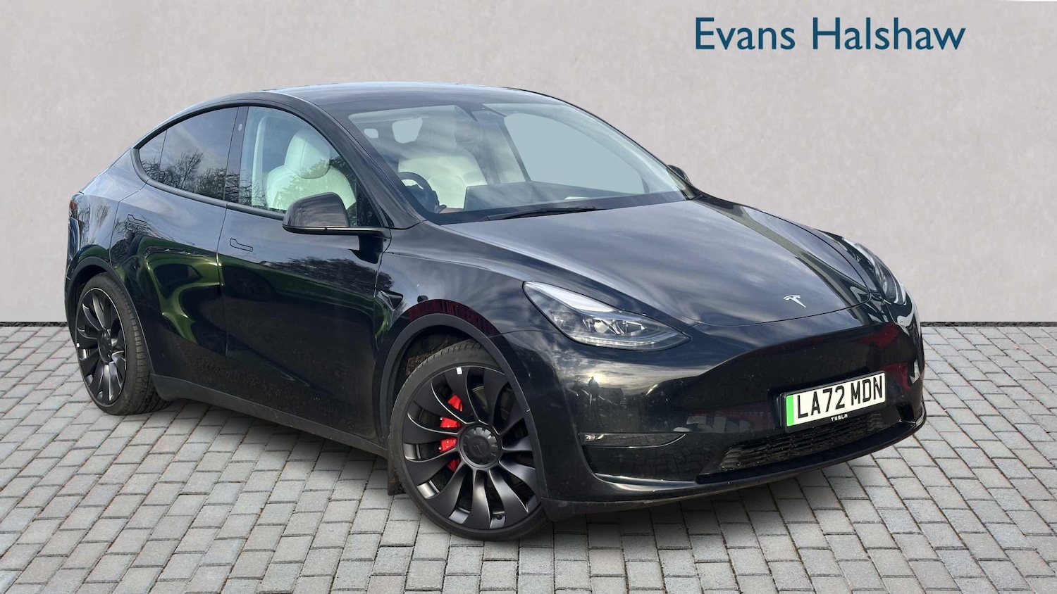Used Tesla Model Y 2023 for sale - 76875726: Photo 1
