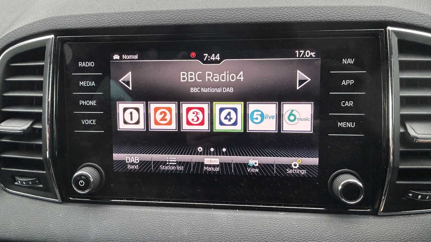 Used Skoda Karoq 2020 for sale - 76087963: Photo 24