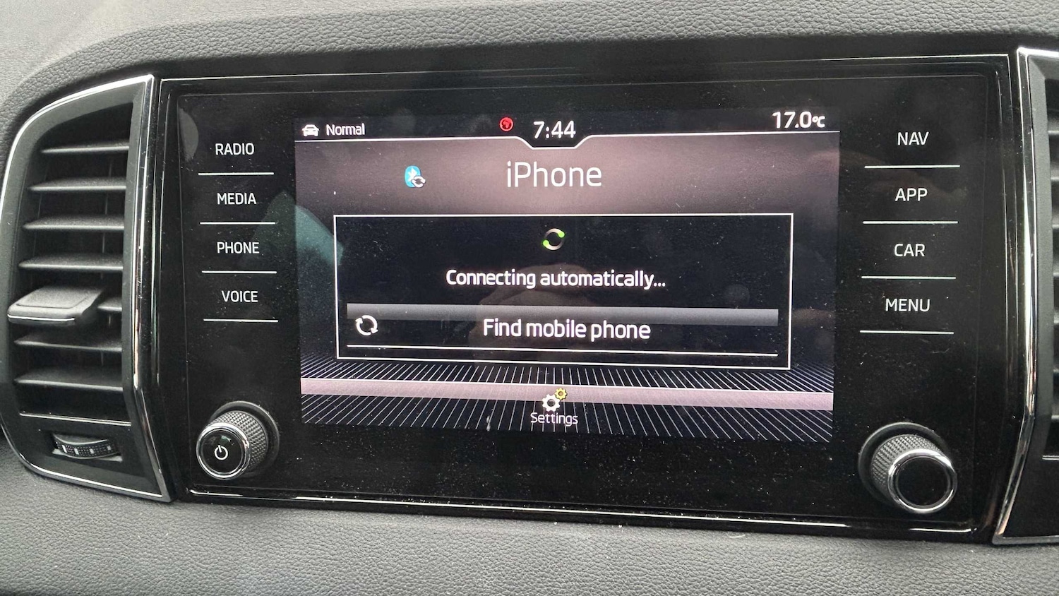 Used Skoda Karoq 2020 for sale - 76087963: Photo 26