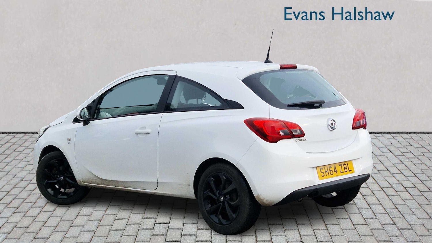 Used Vauxhall Corsa 2015 for sale - 77348069: Photo 2
