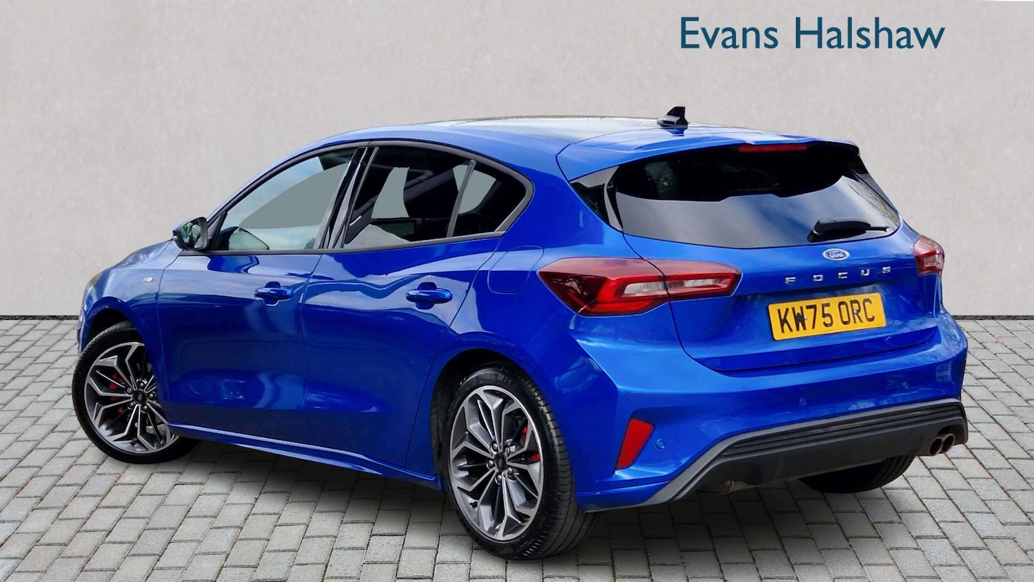 Used Ford Focus 2025 for sale - 78119240: Photo 2