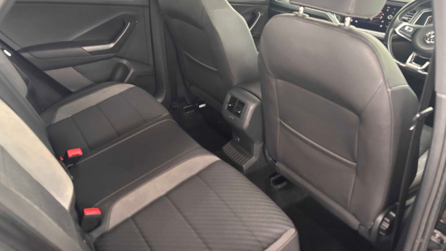 Used Volkswagen T-Roc 2020 for sale - 78187758: Photo 11