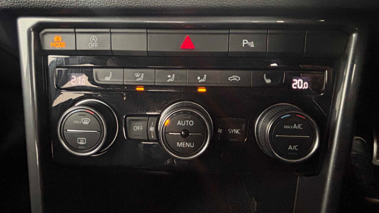 Used Volkswagen T-Roc 2020 for sale - 78187758: Photo 19